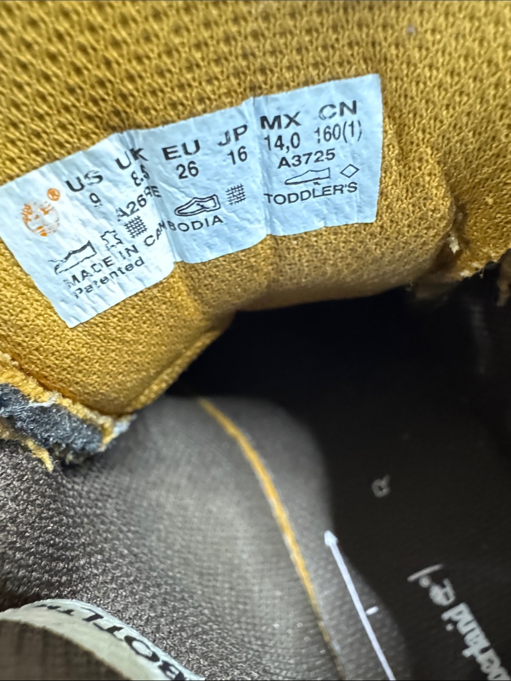 Timberland toddler Tan Suede Ankle Boots with White Sole 9 - Picture 7 of 14